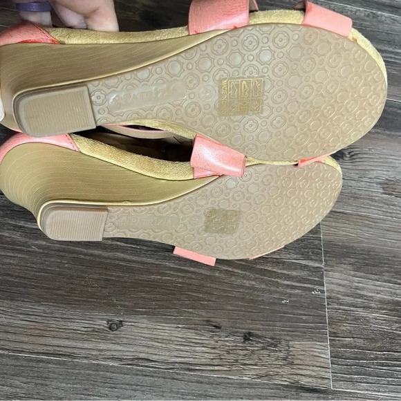 PATRIZIA by Spring Step Zarosi Wedge Sandals in Coral Leather 41 9.5/10 - Picture 6 of 9